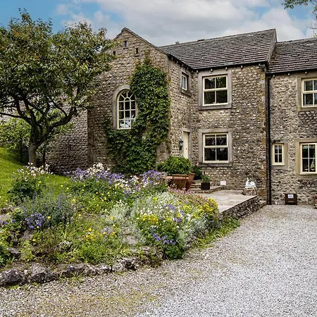Warren House Kettlewell