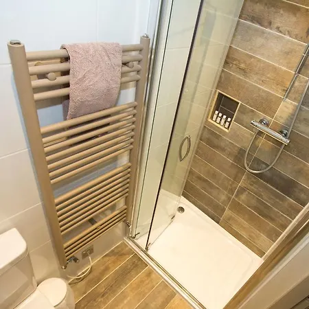 Affittacamere Warren House 4*