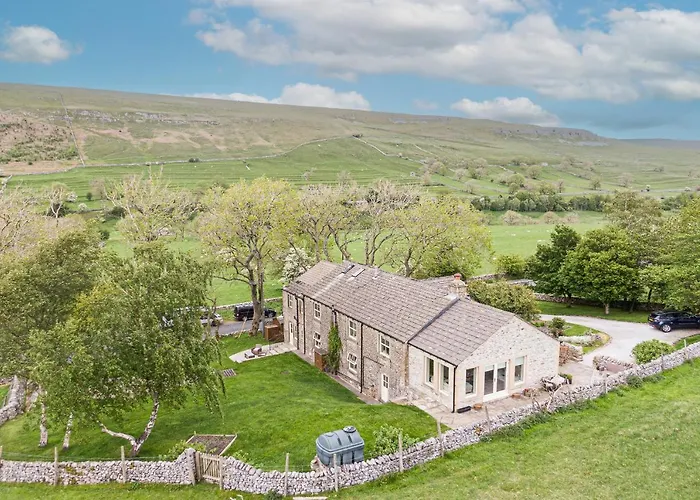 Warren House Guest house