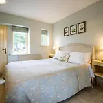 Warren House Gæstehus 4*